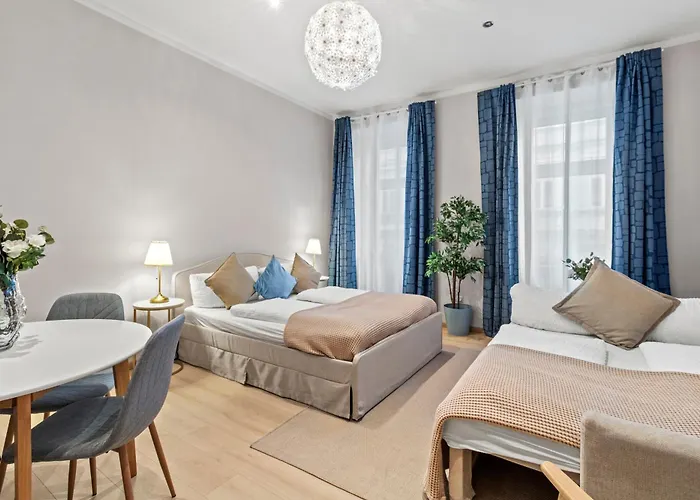 Charming Retreat - Close To Akh And Metro U6 Апартаменты *