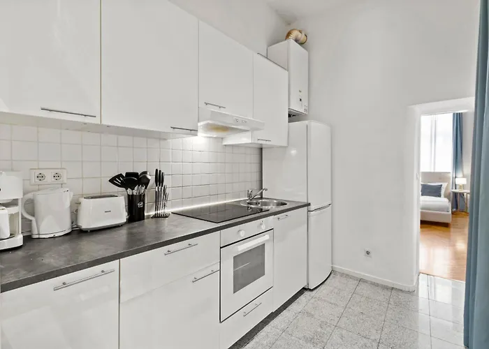 Charming Retreat - Close To Akh And Metro U6 Апартаменты Вена