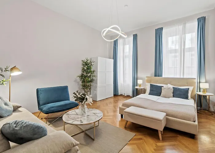 Charming Retreat - Close To Akh And Metro U6