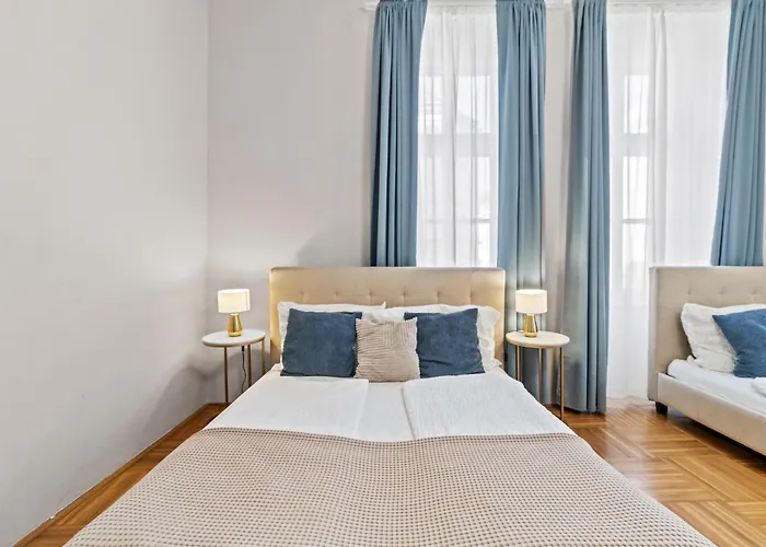 Charming Retreat - Close To Akh And Metro U6 *