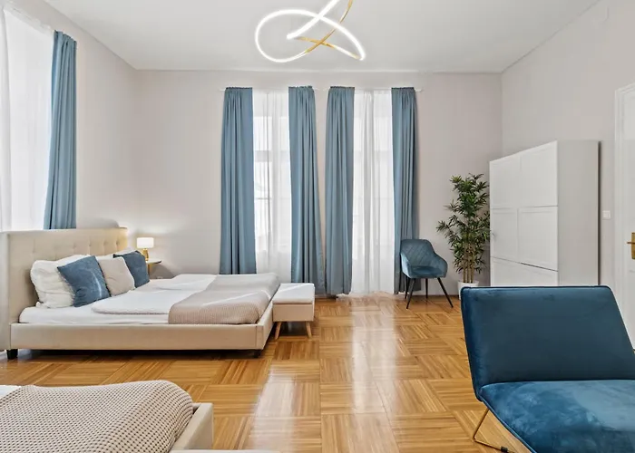 Charming Retreat - Close To Akh And Metro U6 Апартаменты *
